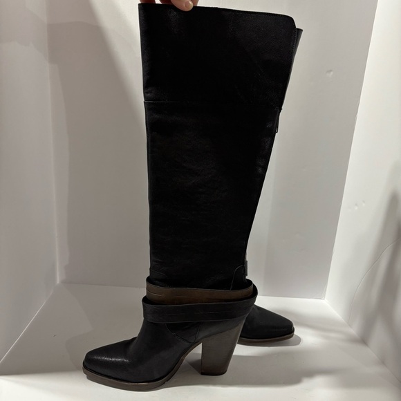 Steve Madden Z32127*
Rockiie Women's Black Leather Boot Size 8B - Picture 4 of 8